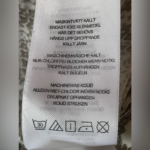 Lysse Schiffer blouse snakeskin - Picture 8 of 9